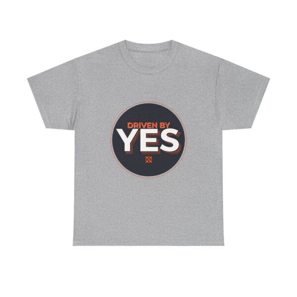 2138638170195014614_2048.jpeg T-shirt "DRIVEN BY YES" – T-shirt Sport & Streetwear Motivation Premium