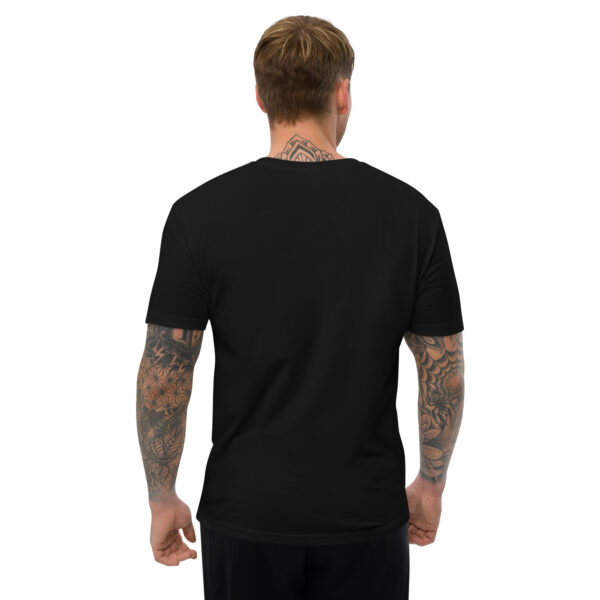 mens-fitted-t-shirt-black-back-6970ad01e7e00.jpg Driven by YES t-shirt à Manches Courtes - Ce t-shirt Driven by YES allie confort, style et sens.