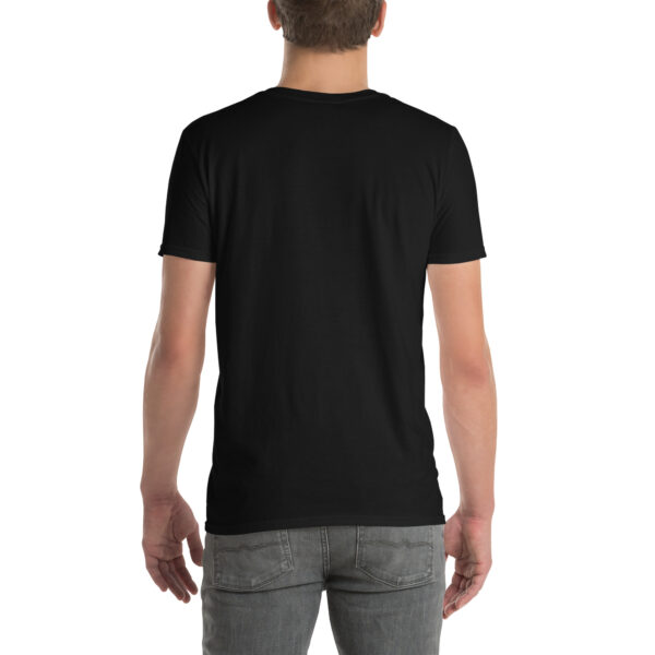unisex-basic-softstyle-t-shirt-black-back-6970a80267c2f.jpg Ce t-shirt Driven by YES est pensé pour le quotidien - T-shirt Unisexe à Manches Courtes